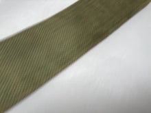 Charger l&#39;image dans la galerie, Original WW2 British Army 37 Pattern Canvass L Strap - 1941 Date MECo
