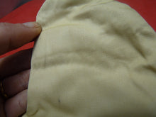 Load image into Gallery viewer, Original WW2 British Army Gunners Winter White Gloves - Dated 1942
