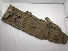 Charger l&#39;image dans la galerie, Original WW2 British Army 37 Pattern Bren Spares Bag
