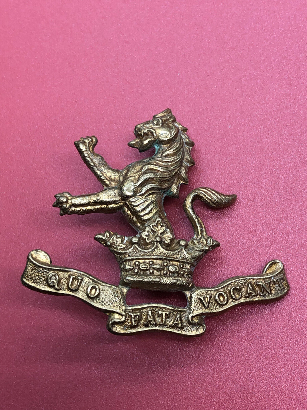 Original WW2 British Army 7th (Princess Royal’s) Dragoon Guards Cap Badge