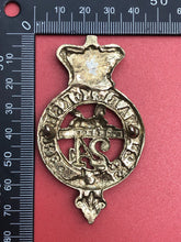 Load image into Gallery viewer, British Army Victorian Crown 2nd Warwickshire Cap Badge
