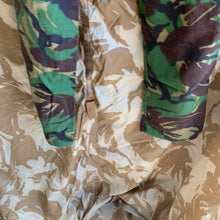 Load image into Gallery viewer, British Army DPM Camouflaged Temperate Trousers - 82/80/96 - Vintage Clothing
