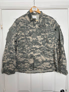 Surplus US Army ACU Combat Uniform Jacket -Size Medium-Short - The Militaria Shop