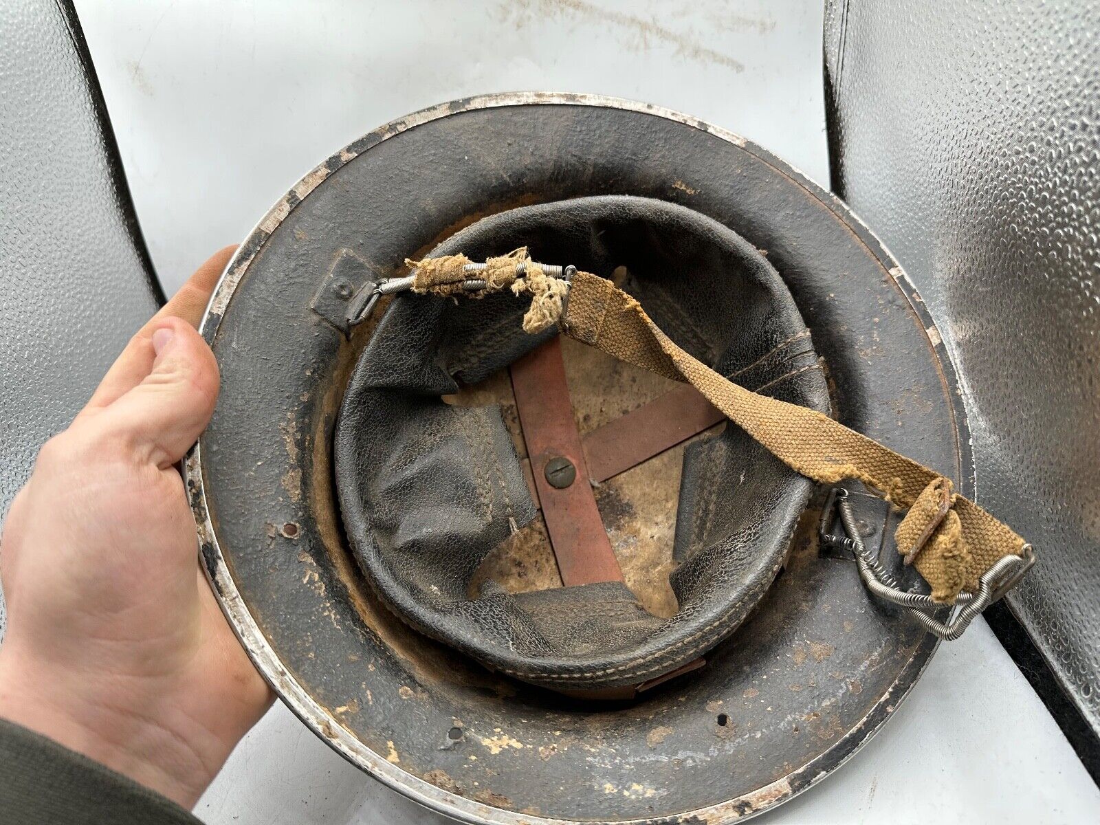 Original WW2 British Style South African Mk2 Army Combat Helmet & Liner - The Militaria Shop