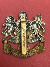 Charger l&#39;image dans la galerie, British Army WW1 Era 5th Volunteer Battalion Manchester Regiment Cap Badge
