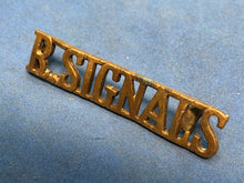 Load image into Gallery viewer, Original WW2 Brass British Army Shoulder Title Royal Signals
