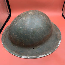 Charger l&#39;image dans la galerie, Original WW2 Mk2 British Army Brodie Combat Helmet
