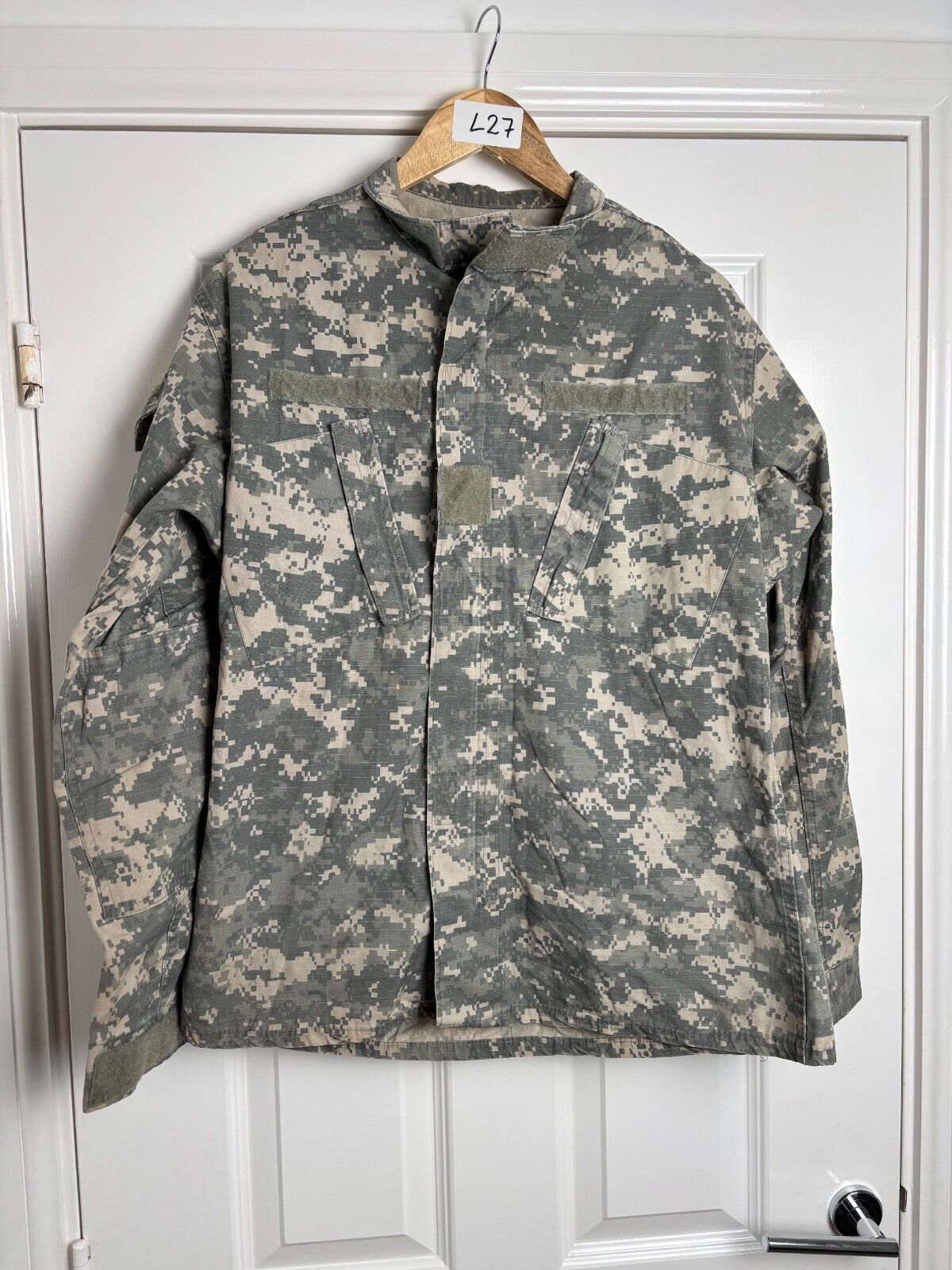 Surplus US Army ACU Combat Uniform Jacket-Medium Regular - The Militaria Shop