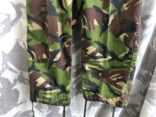 Load image into Gallery viewer, Vintage British Army DPM Lightweight Combat Trousers - Size 75/68/84
