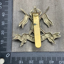 Charger l&#39;image dans la galerie, Original WW2 British Army 9th Queen&#39;s Royal Lancers Cap Badge
