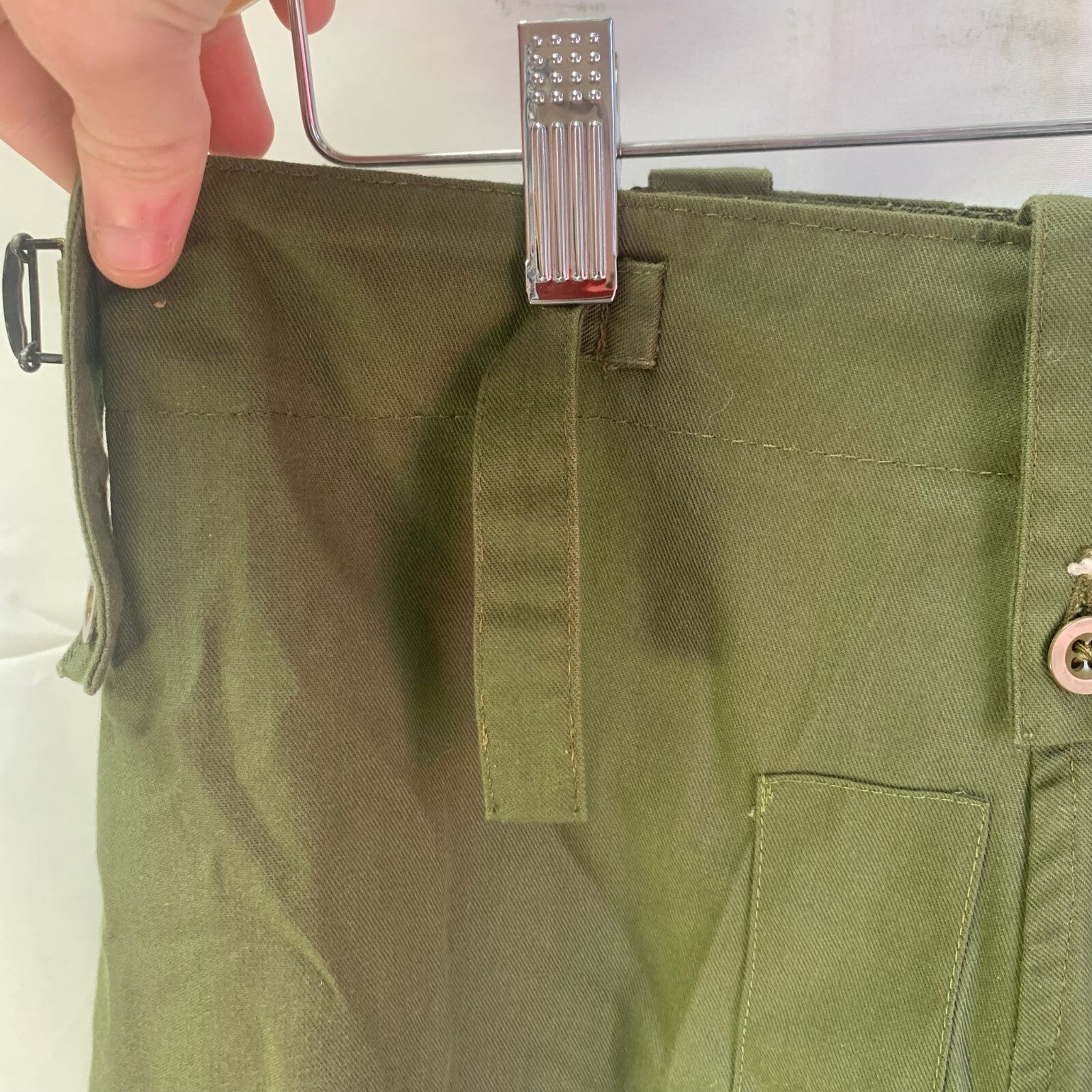 Genuine British Army OD Green Lightweight Combat Shorts - Size 30" Waist - The Militaria Shop