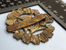 Charger l&#39;image dans la galerie, Royal Winnipeg Rifles Canadian Army Cap Badge with Queen Elizabeth&#39;s Crown
