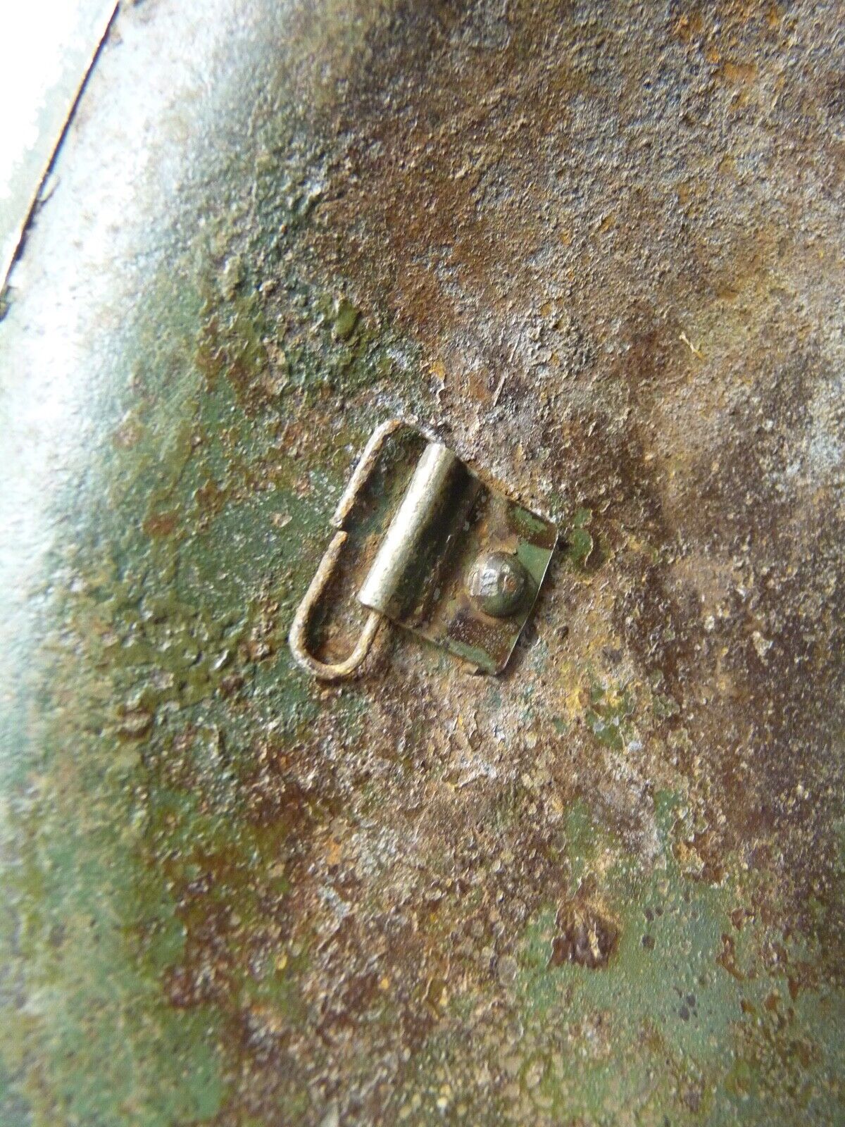 Mk3 Canadian / British Army Original WW2 Turtle Helmet High Rivet - The Militaria Shop