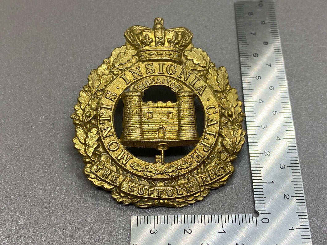 Original Victorian British Army Pagri Badge to The Suffolk Regiment