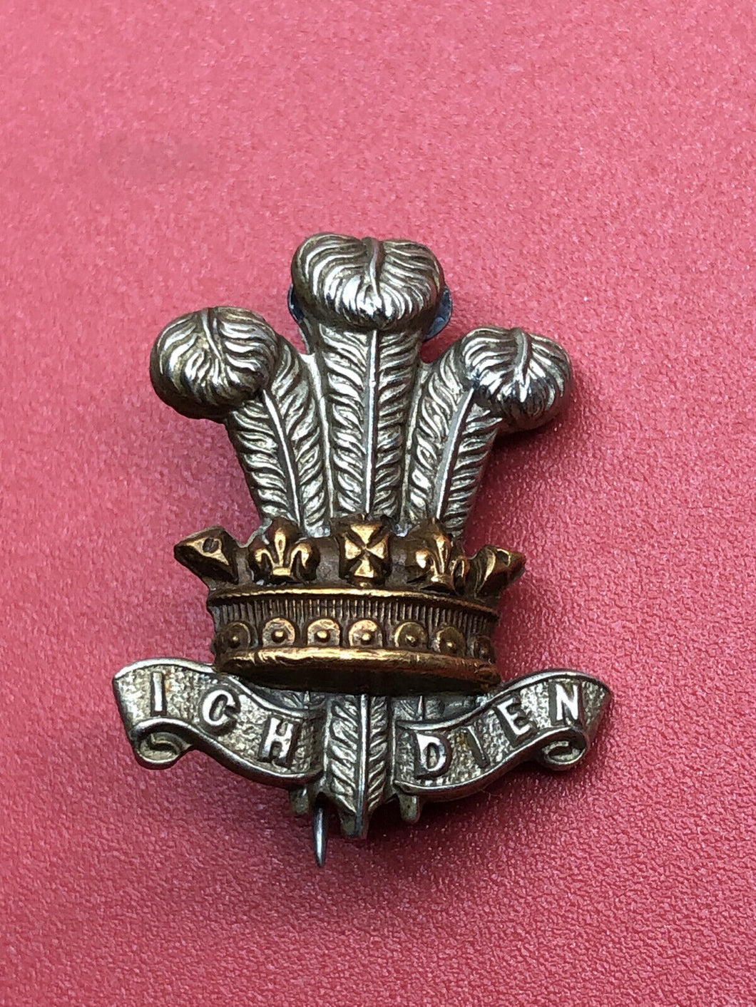 Original WW2 British Army Royal Wiltshire Yeomany Badge / Sweetheart Brooch