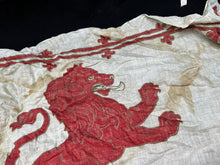 Charger l&#39;image dans la galerie, Original WW2 Scottish Royal Banner of Scotland Rampant Lion Flag - Vehicle Flag
