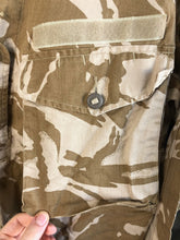 Charger l&#39;image dans la galerie, Genuine British Army Desert DPM Camouflaged Tropical Combat Jacket - 170/104
