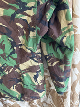 Charger l&#39;image dans la galerie, Genuine British Army 1968 Pattern DPM Combat Smock - Size 2 - 38&quot; Chest
