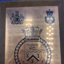 Lade das Bild in den Galerie-Viewer, Original Wandtafel der britischen Royal Navy – Offiziere der HMS Collingwood 
