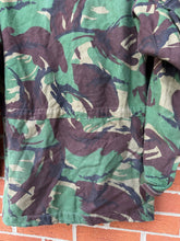 Load image into Gallery viewer, Genuine British Army DPM Camouflaged Combat Smock Jacket - Size 170/96
