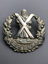 Load image into Gallery viewer, Original WW2 British Army Cameron Highlanders Scottish Cap Badge
