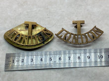 Load image into Gallery viewer, Pair of Original WW1 British Army London Territorial Brass Shoulder Titles
