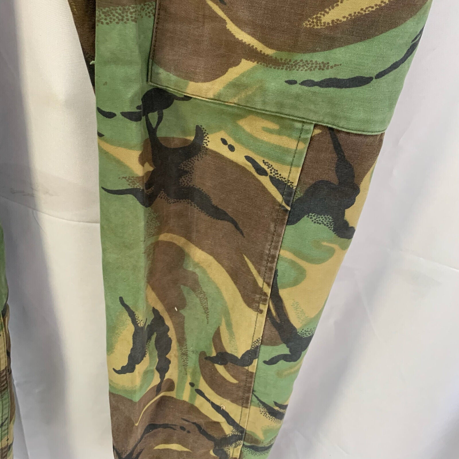 Genuine British Army 68 Pattern DPM Jungle Camouflaged Trousers - Size 30" Waist - The Militaria Shop