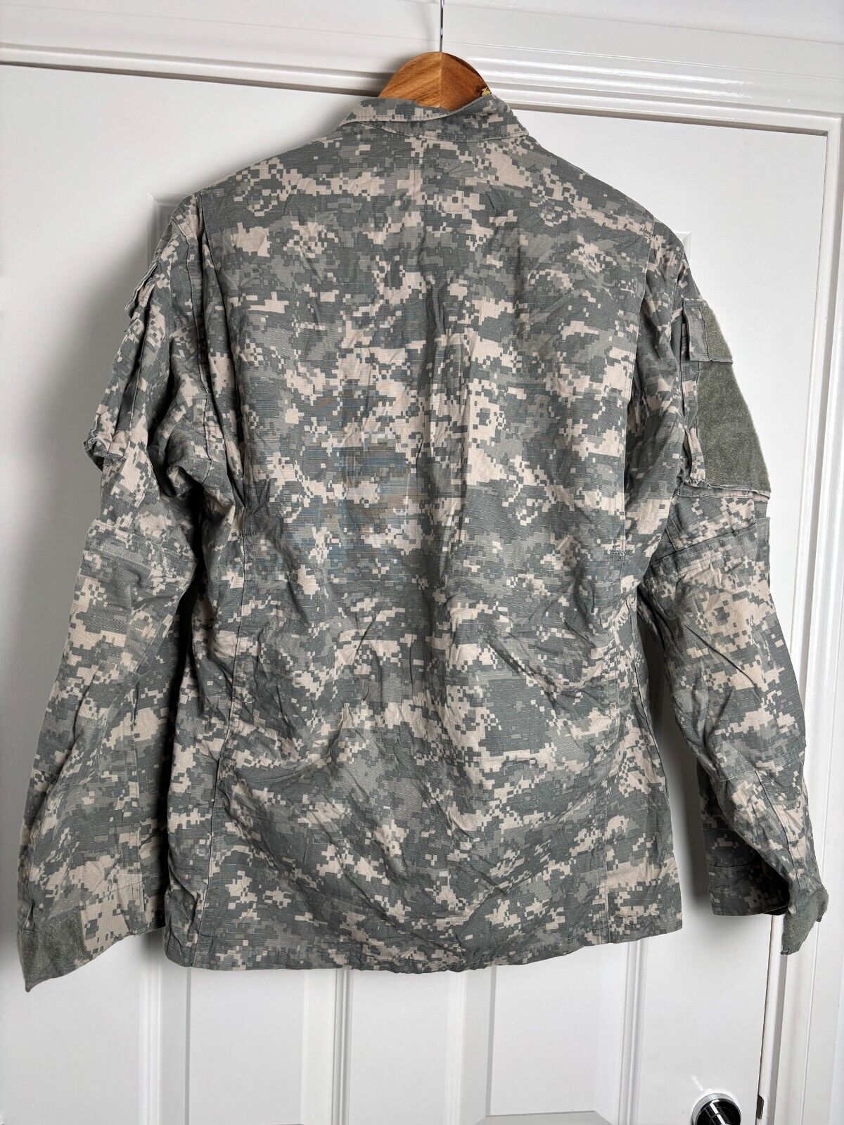 Surplus US Army ACU Combat Uniform Jacket-Small Long - The Militaria Shop