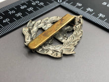 Charger l&#39;image dans la galerie, Original WW2 British Army East Lancashire Regiment Cap Badge
