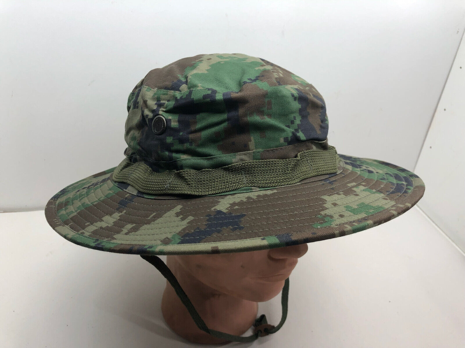 Genuine US Army Digital Jungle Camouflage Boonie Sun Hat Type II - Size 8 - The Militaria Shop
