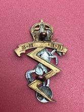 Lade das Bild in den Galerie-Viewer, Original WW2 British Army Kings Crown Cap Badge - REME Engineers

