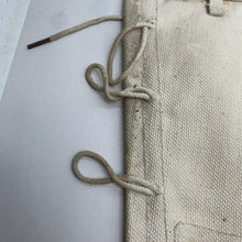 Lade das Bild in den Galerie-Viewer, Original British Army / Royal Navy White 37 Pattern Spats / Gaiters- Well Marked
