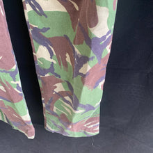 Load image into Gallery viewer, Genuine British Army DPM Camouflaged Combat Trousers Lightweight - Size 72/80/96
