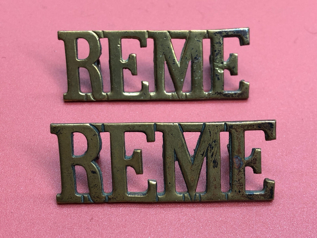 Original WW2 British Army REME Electrical Mechanical Engineers Shoulder Titles