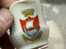 Load image into Gallery viewer, Original Vintage Crested China Ware Gravy Boat - Isle of Wight
