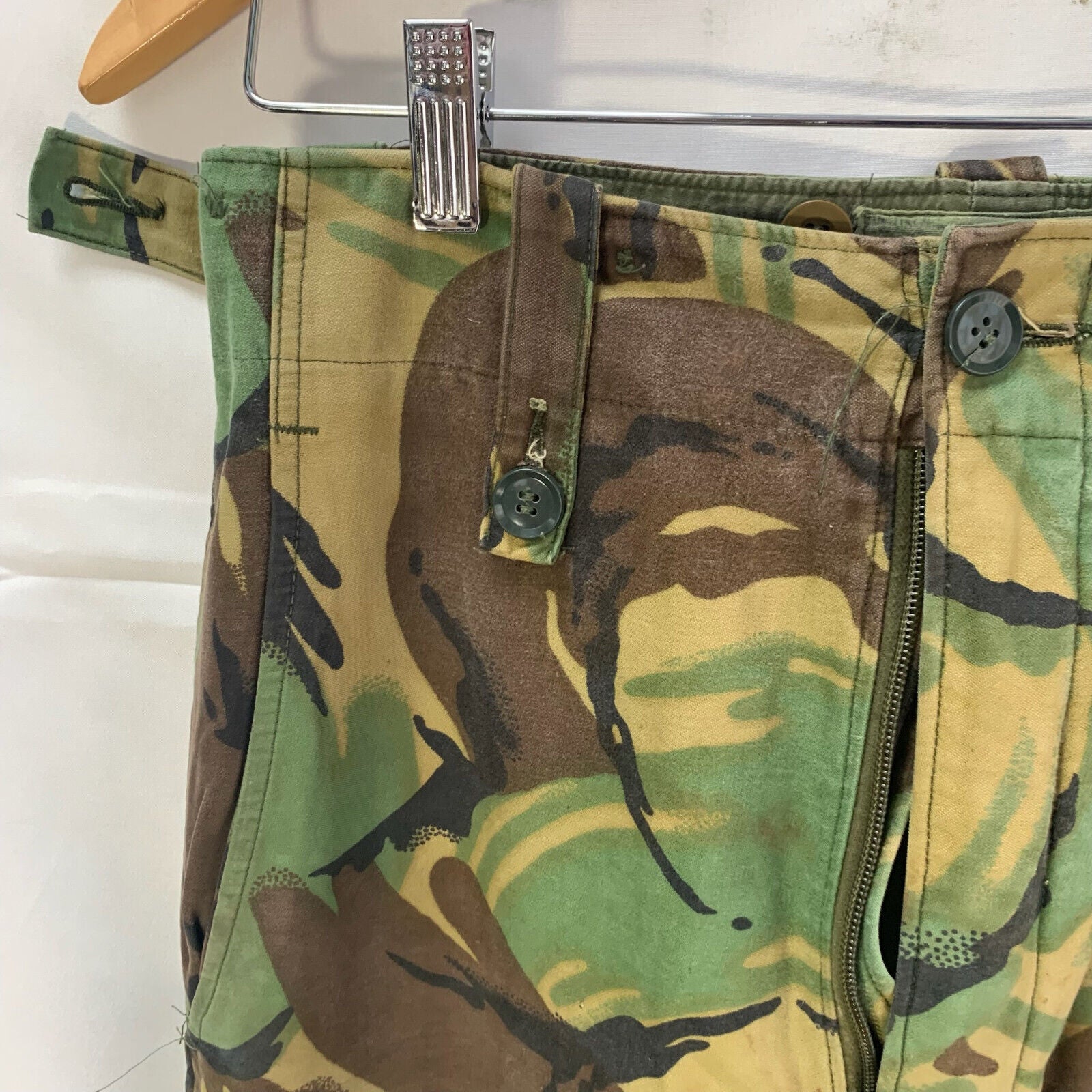 Genuine British Army 68 Pattern DPM Jungle Camouflaged Trousers - Size 30" Waist - The Militaria Shop