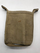 Charger l&#39;image dans la galerie, WW2 British Army 37 Pattern Webbing Water Bottle Carrier Harness - 1942 Dated
