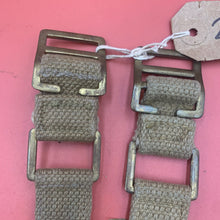 Charger l&#39;image dans la galerie, Original WW2 British Army 37 Pattern Webbing Brace Adaptors Pair
