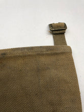 Charger l&#39;image dans la galerie, WW2 British Army 37 Pattern Webbing Water Bottle Carrier Harness - 1943 Dated
