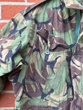 Load image into Gallery viewer, Original British Army 1968 Pattern Combat Smock Jacket - Size 2 - 40&quot; Chest
