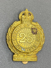 Load image into Gallery viewer, Original British Army WW1 Country of London 25th Cyclist Corps Cap Badge
