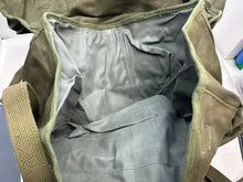 Lade das Bild in den Galerie-Viewer, Original WW2 Korea Vietnam US Army M-1945 Field Pack Cargo Bag - NEW OLD STOCK
