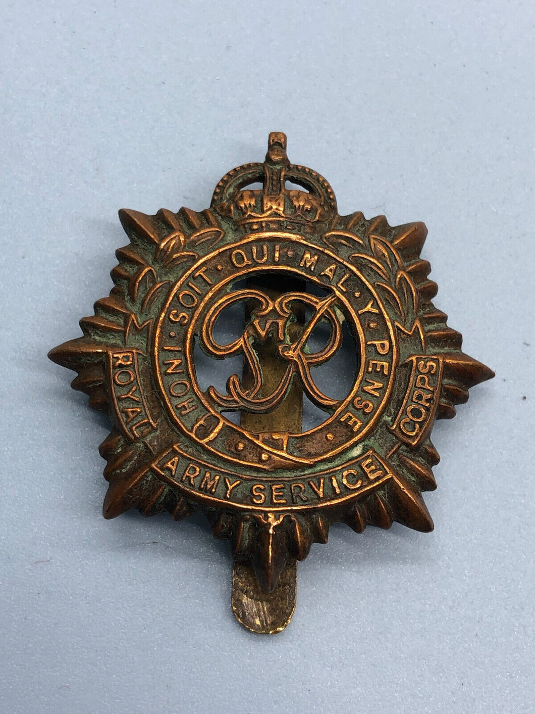 Originales Mützenabzeichen des Royal Army Service Corps der britischen Armee aus dem 2. Weltkrieg (RASC).