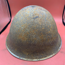 Charger l&#39;image dans la galerie, Original British / Canadian Army WW2 Soldiers Military Combat Mk3 Turtle Helmet
