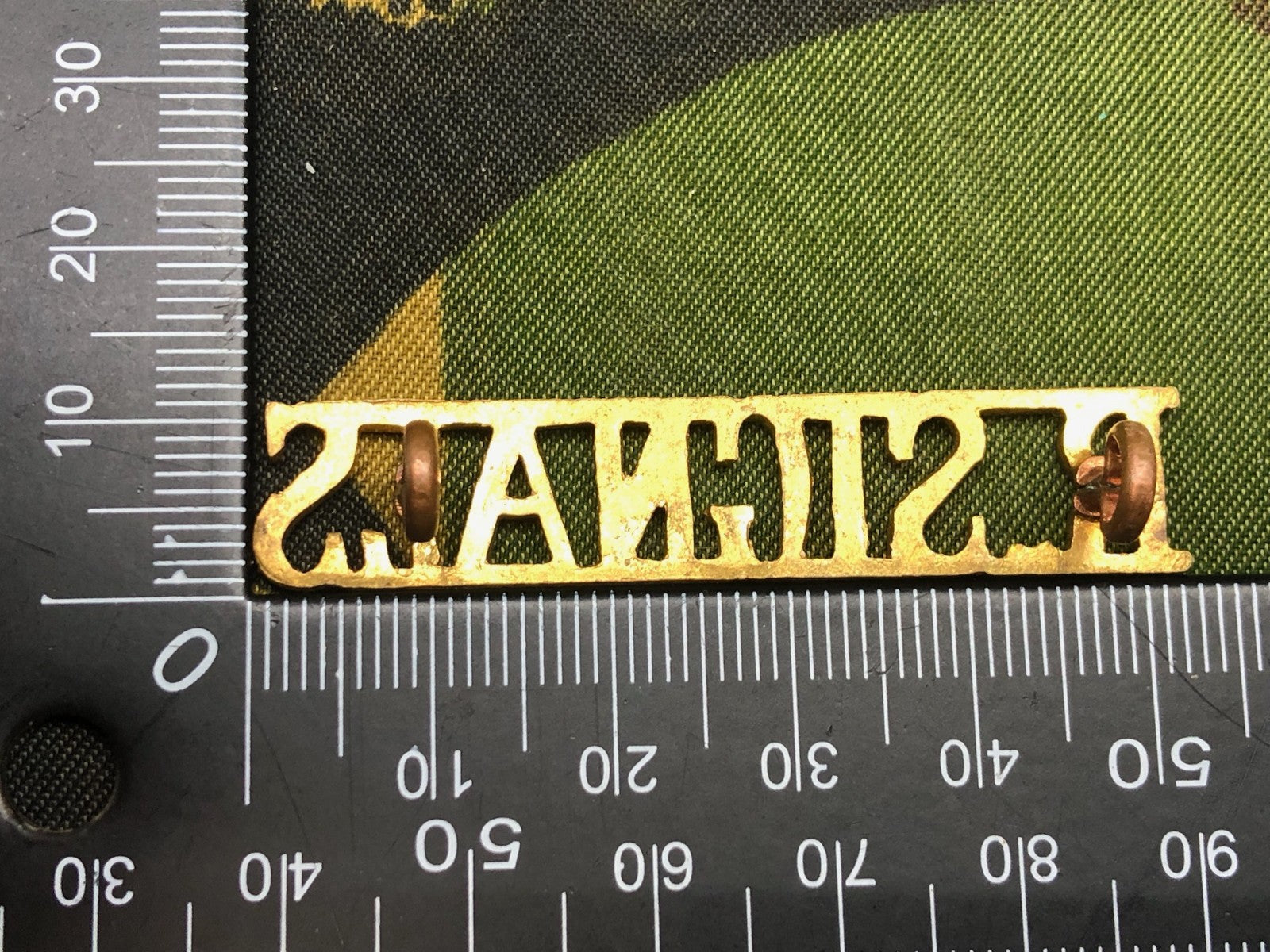 Genuine British Army WW2 Brass Shoulder Title - Royal Signals - The Militaria Shop