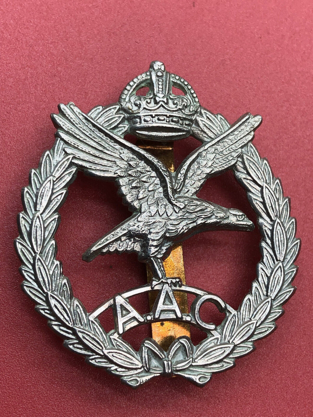 Original WW2 British Army Air Corps Cap Badge