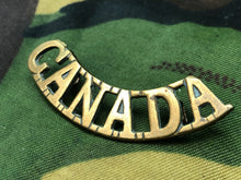 Load image into Gallery viewer, Genuine Canadian Army WW1 Brass Shoulder Title - CANADA - The Militaria Shop
