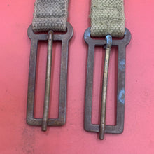 Charger l&#39;image dans la galerie, Original WW2 British Army 37 Pattern Webbing Brace Adaptors Pair
