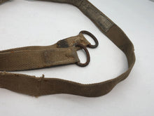 Lade das Bild in den Galerie-Viewer, Original British Army Paratroopers Leg Restraint Strap - WW2 37 Pattern
