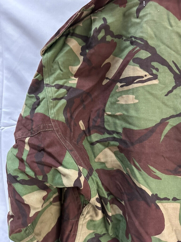 Genuine British Army Surplus DPM Camouflaged 1968 Pattern Smock - Size 38" Chest - The Militaria Shop